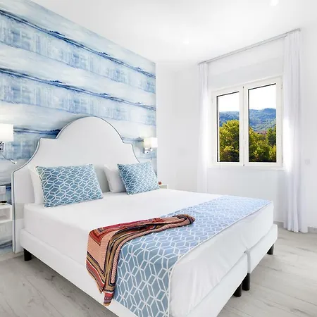 - Sara Apartment Sorrento