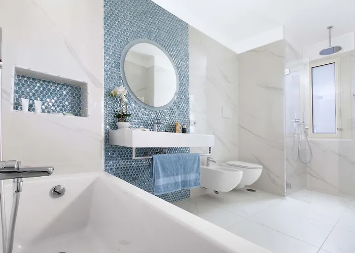 - Sara * Σορέντο